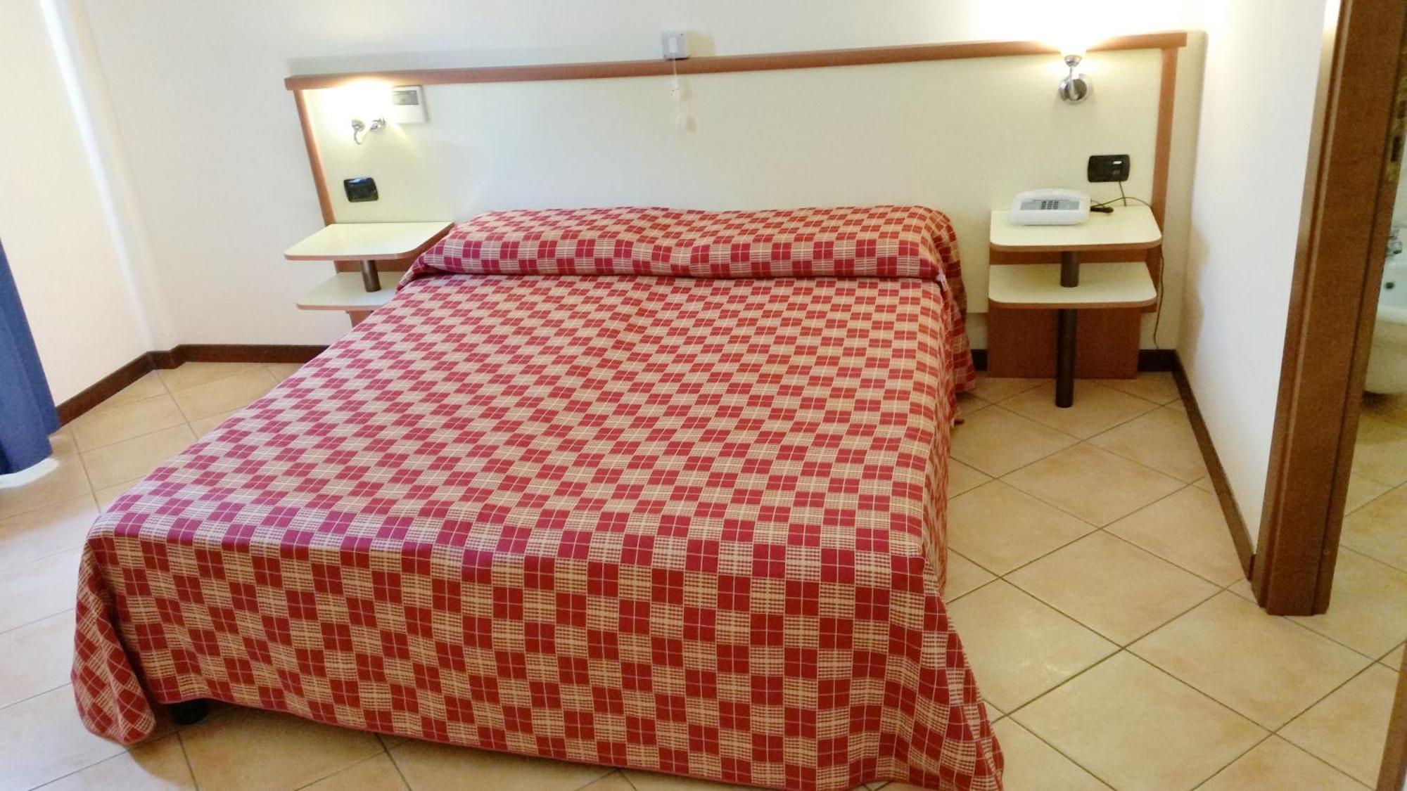 Hotel Miravalle ريبيرا الغرفة الصورة