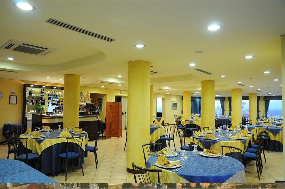 Hotel Miravalle ريبيرا المظهر الخارجي الصورة