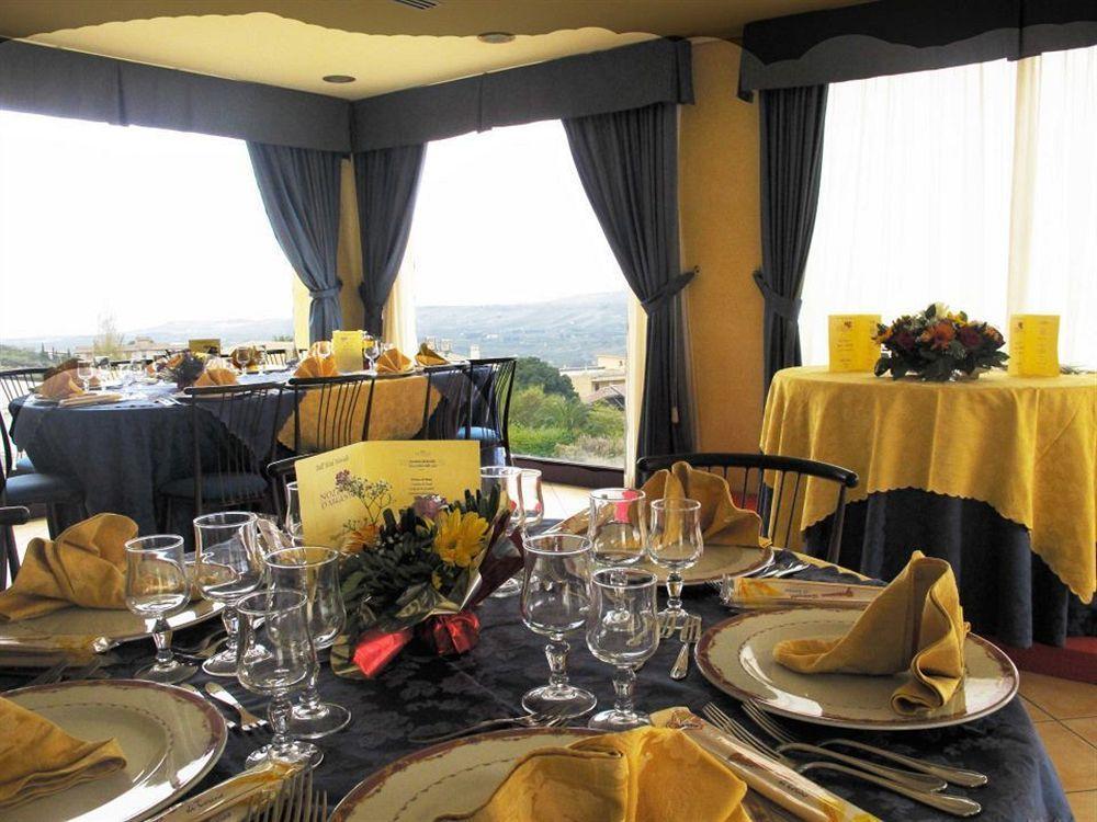 Hotel Miravalle ريبيرا المظهر الخارجي الصورة