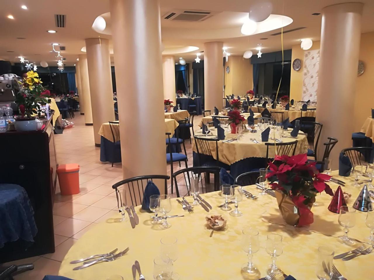 Hotel Miravalle ريبيرا المظهر الخارجي الصورة